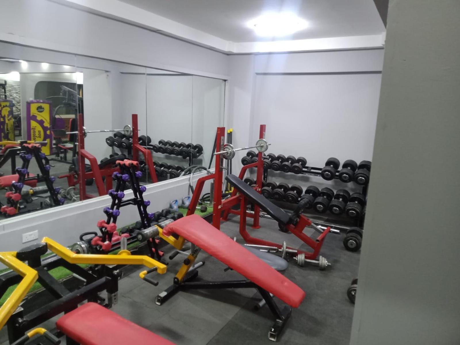 Al Hussam Hotel Apartments Rusayl Экстерьер фото