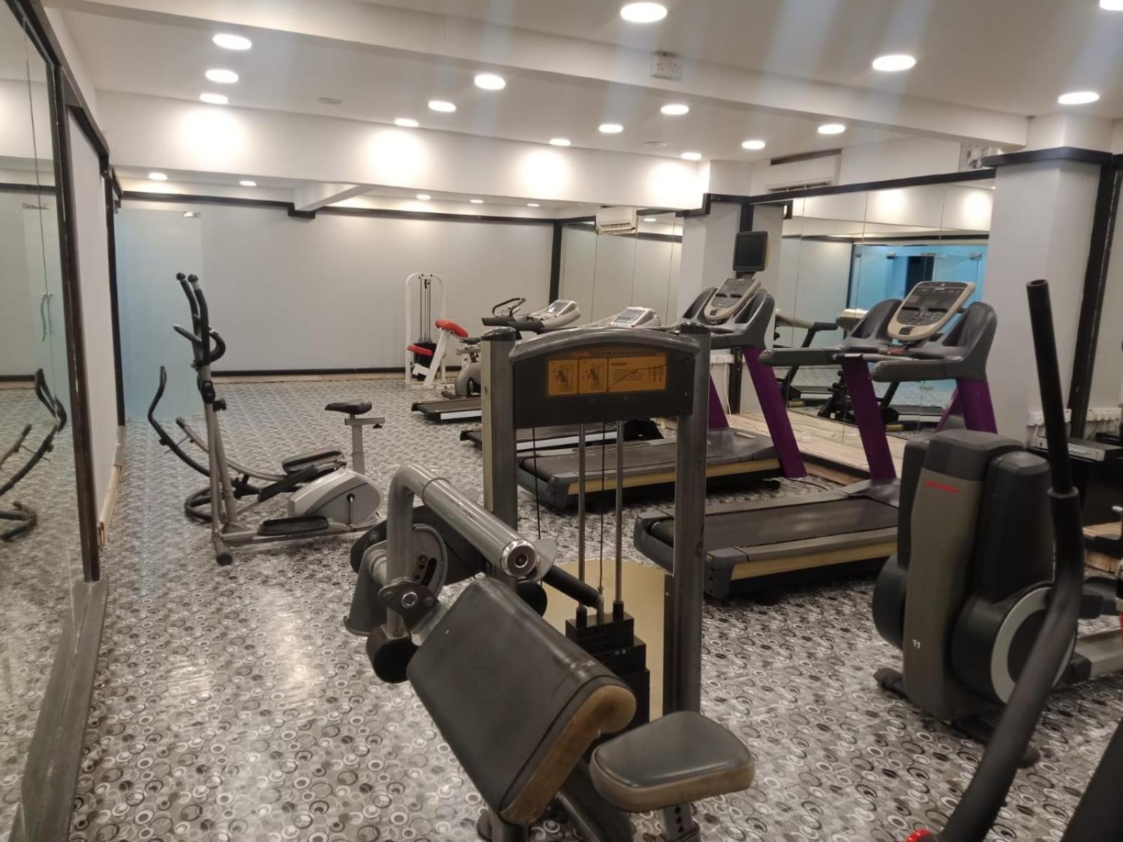 Al Hussam Hotel Apartments Rusayl Экстерьер фото