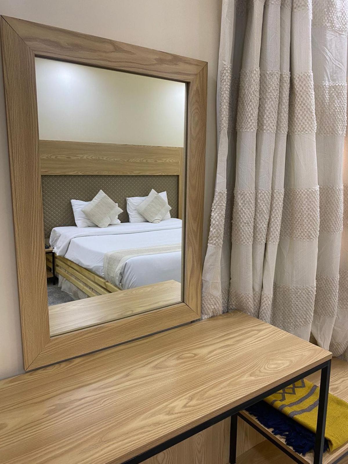 Al Hussam Hotel Apartments Rusayl Экстерьер фото